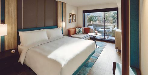 hotel room image