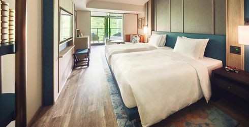 hotel room image