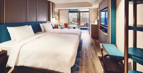 hotel room image