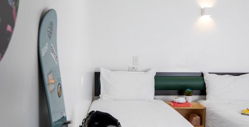 hotel room image