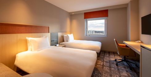 hotel room image