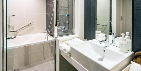 hotel room image