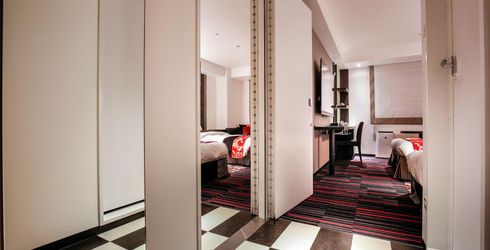 hotel room image