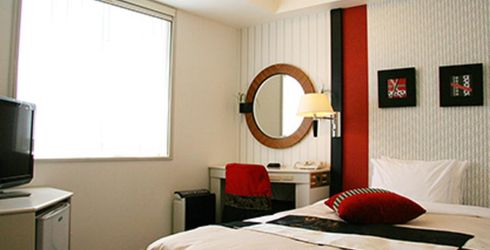 hotel room image