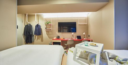hotel room image