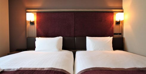 hotel room image