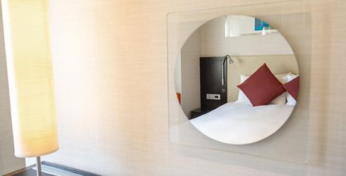 hotel room image