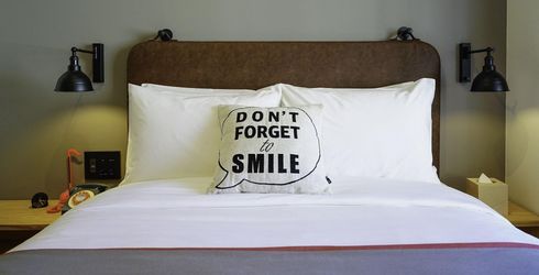hotel room image
