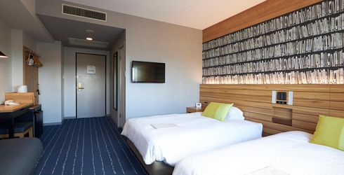 hotel room image