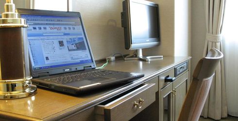 hotel room image
