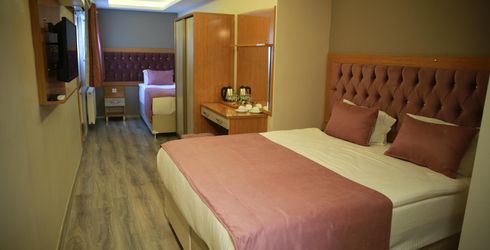 hotel room image