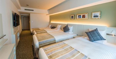 hotel room image