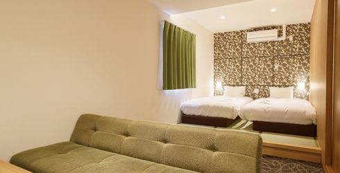 hotel room image