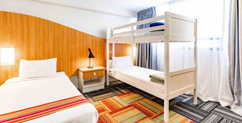 hotel room image