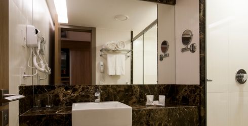 hotel room image