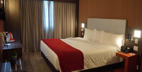 hotel room image