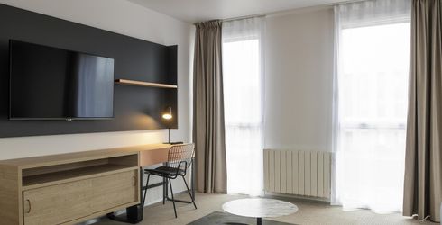 hotel room image
