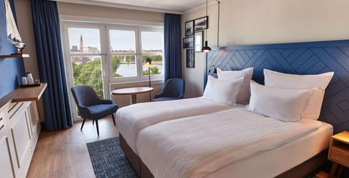 hotel room image