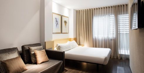 hotel room image
