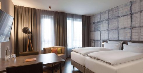 hotel room image