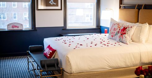 hotel room image
