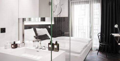 hotel room image