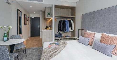 hotel room image