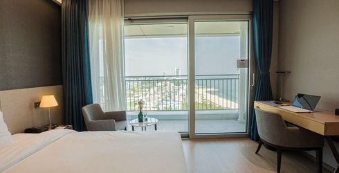 hotel room image