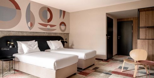 hotel room image
