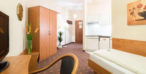 hotel room image