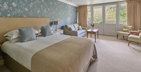 hotel room image