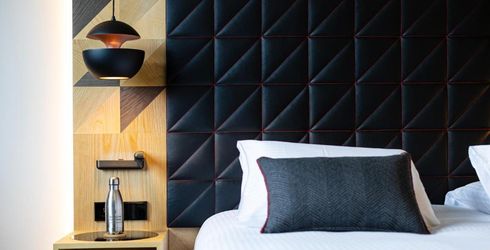 hotel room image