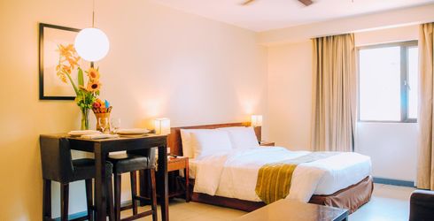 hotel room image