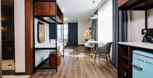 hotel room image