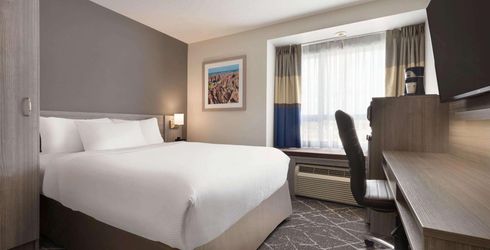 hotel room image
