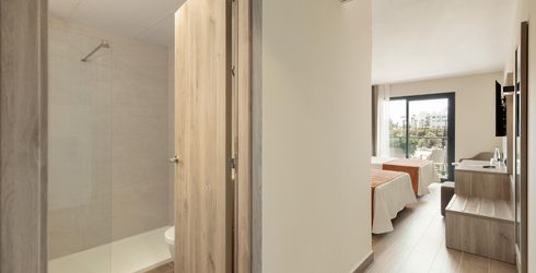 hotel room image