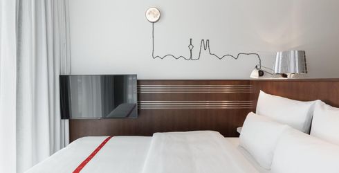 hotel room image