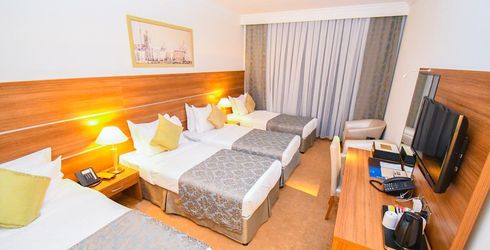 hotel room image
