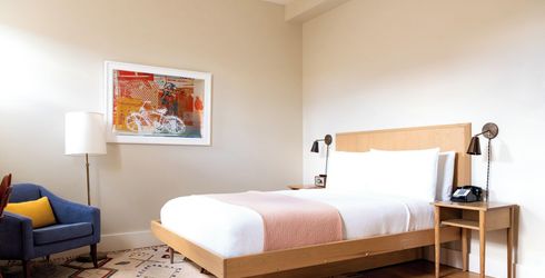 hotel room image