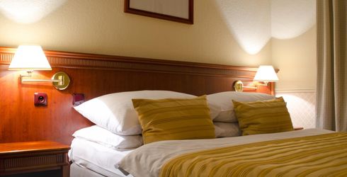hotel room image
