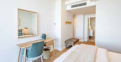 hotel room image