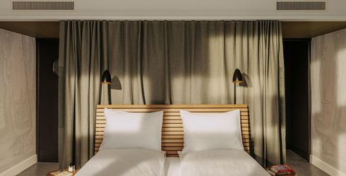 hotel room image