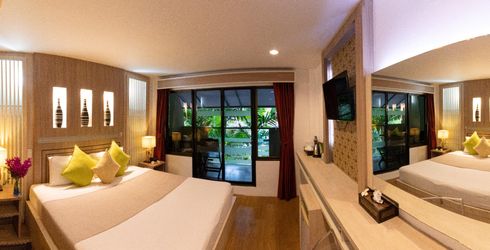 hotel room image