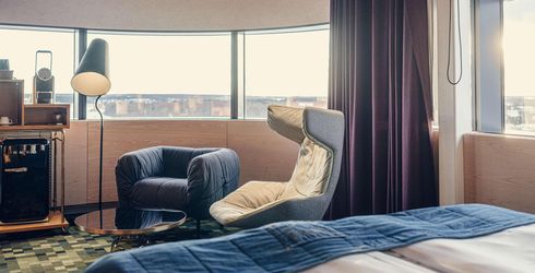 hotel room image