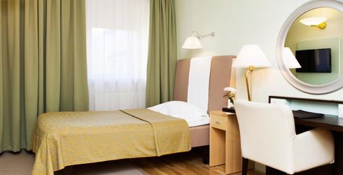 hotel room image