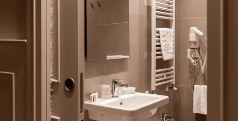 hotel room image