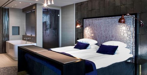 hotel room image