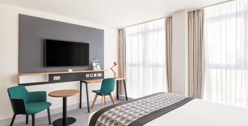 hotel room image