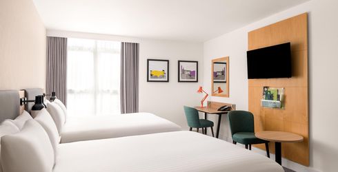 hotel room image