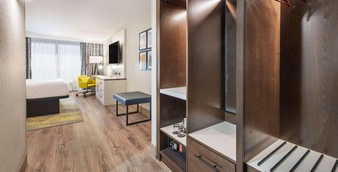hotel room image